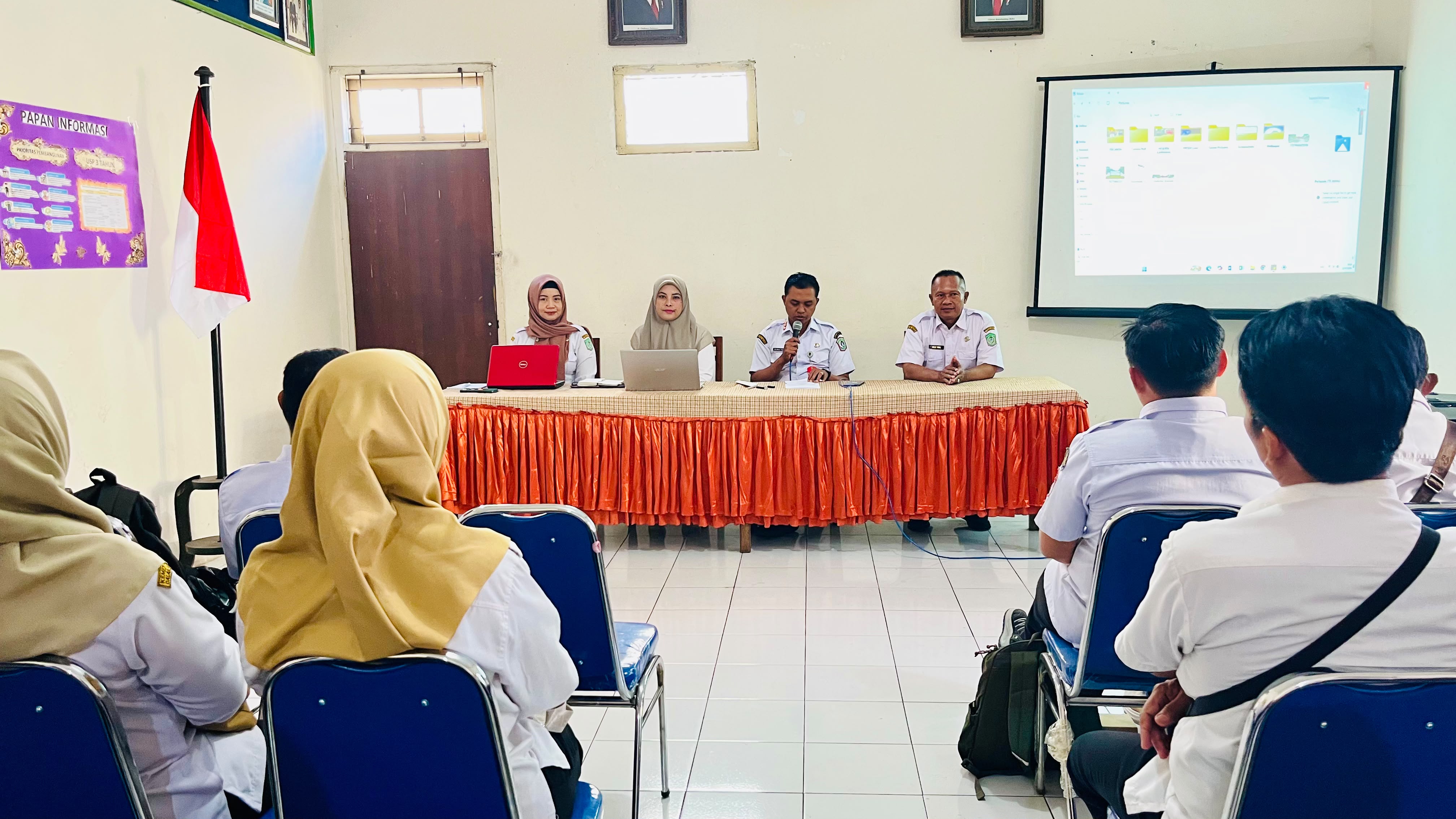 Dari Perubahan APBDes hingga Core Tax, Rakor Pemerintah Desa Kedungjajang Perkuat Kesiapan Aparatur 