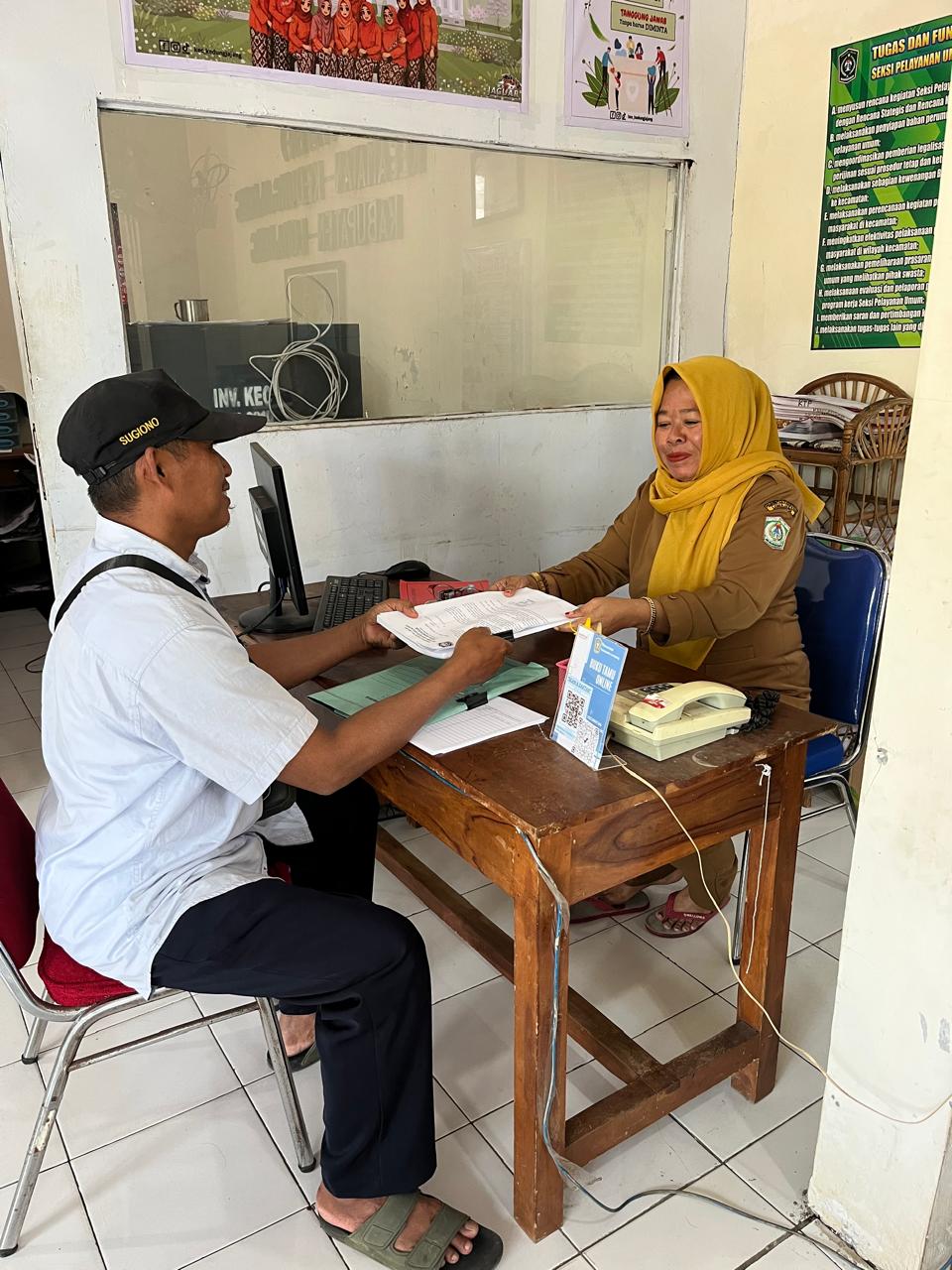Penerimaan Berkas Usulan Perubahan RT dan RW Desa Bandaran