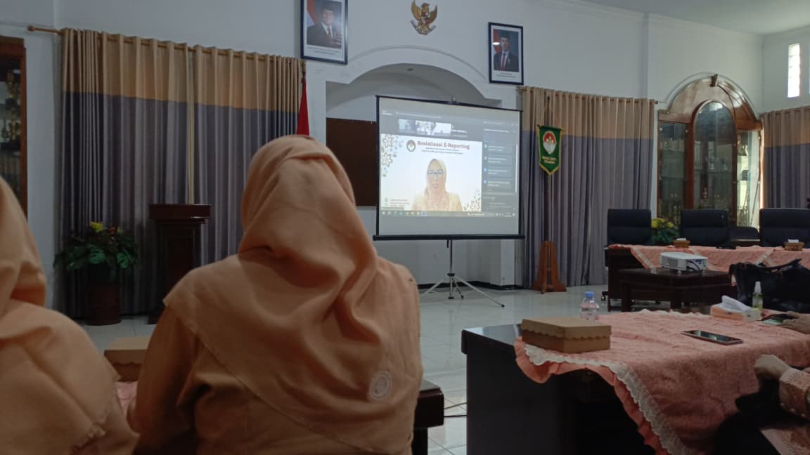 Sosialisasi E Reporting Pelaksanaan Program Kerja DWP Kabupaten Lumajang