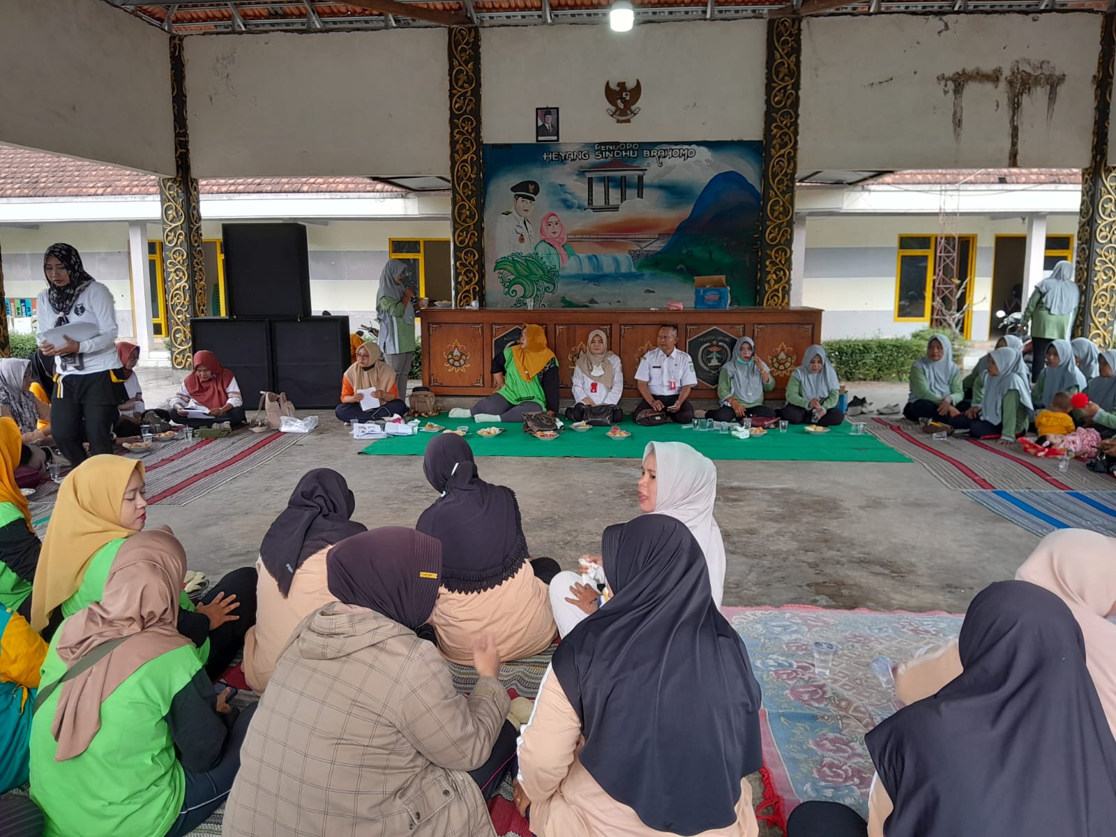 KASI PMD KECAMATAN KEDUNGJAJANG HADIRI KEGIATAN GERBANGMAS POSYANDU DI DESA GROBOGAN