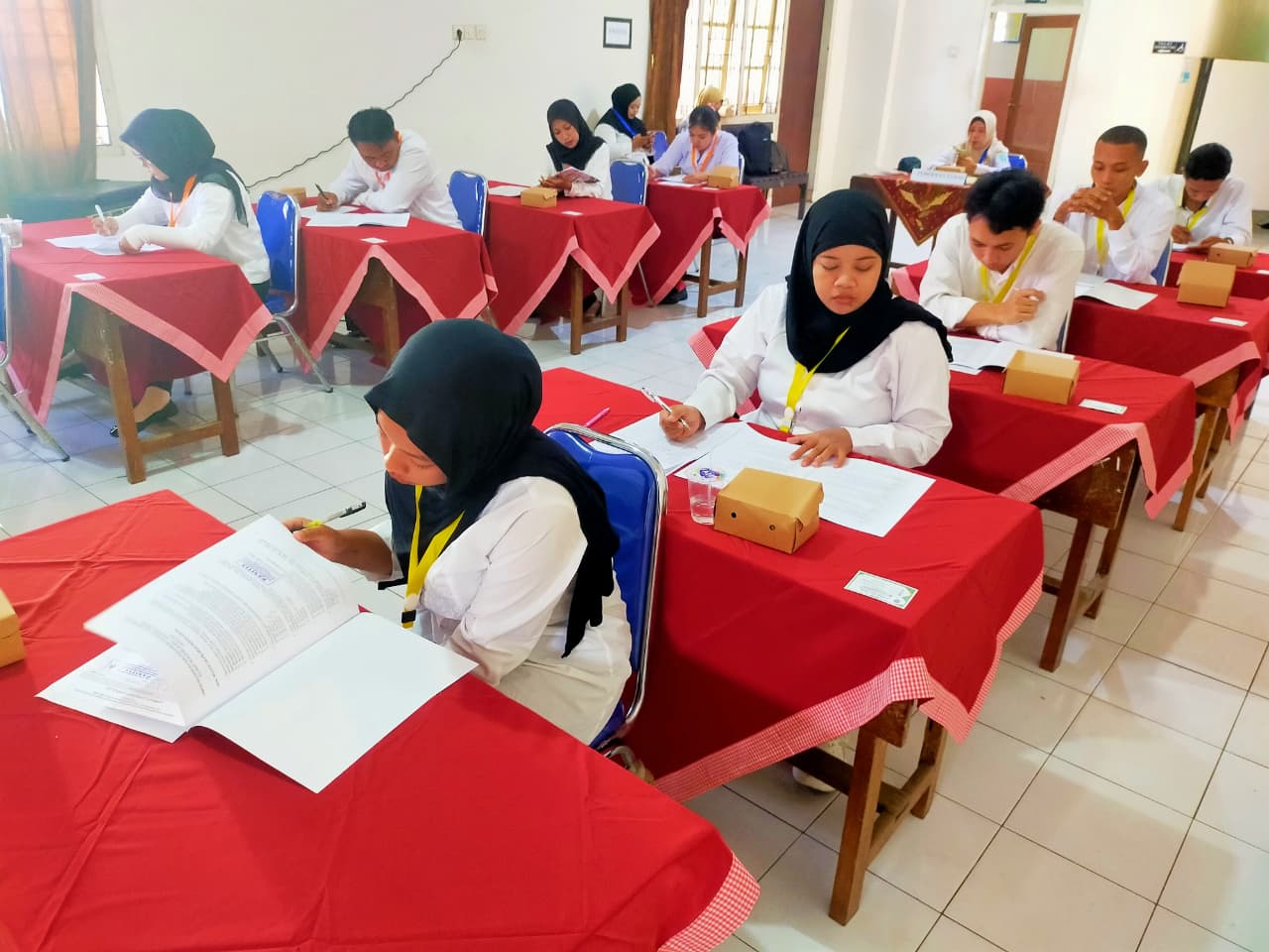 10 Peserta Ikuti Ujian Perangkat Desa Kedungjajang, Rebut Dua Posisi